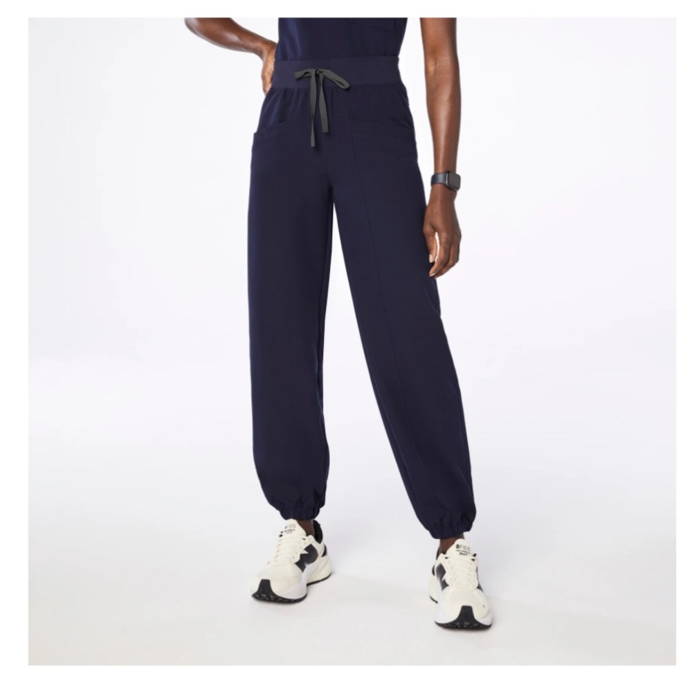 FIGS Navy High Waisted Rio Relaxed Jogger Petite Scrub Pants